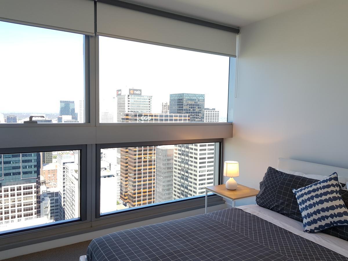 Apartments On The Fifth Melbourne Exterior photo